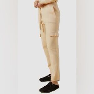 MONROW Supersoft Cargo Pants NWT Cream Medium Drawstring